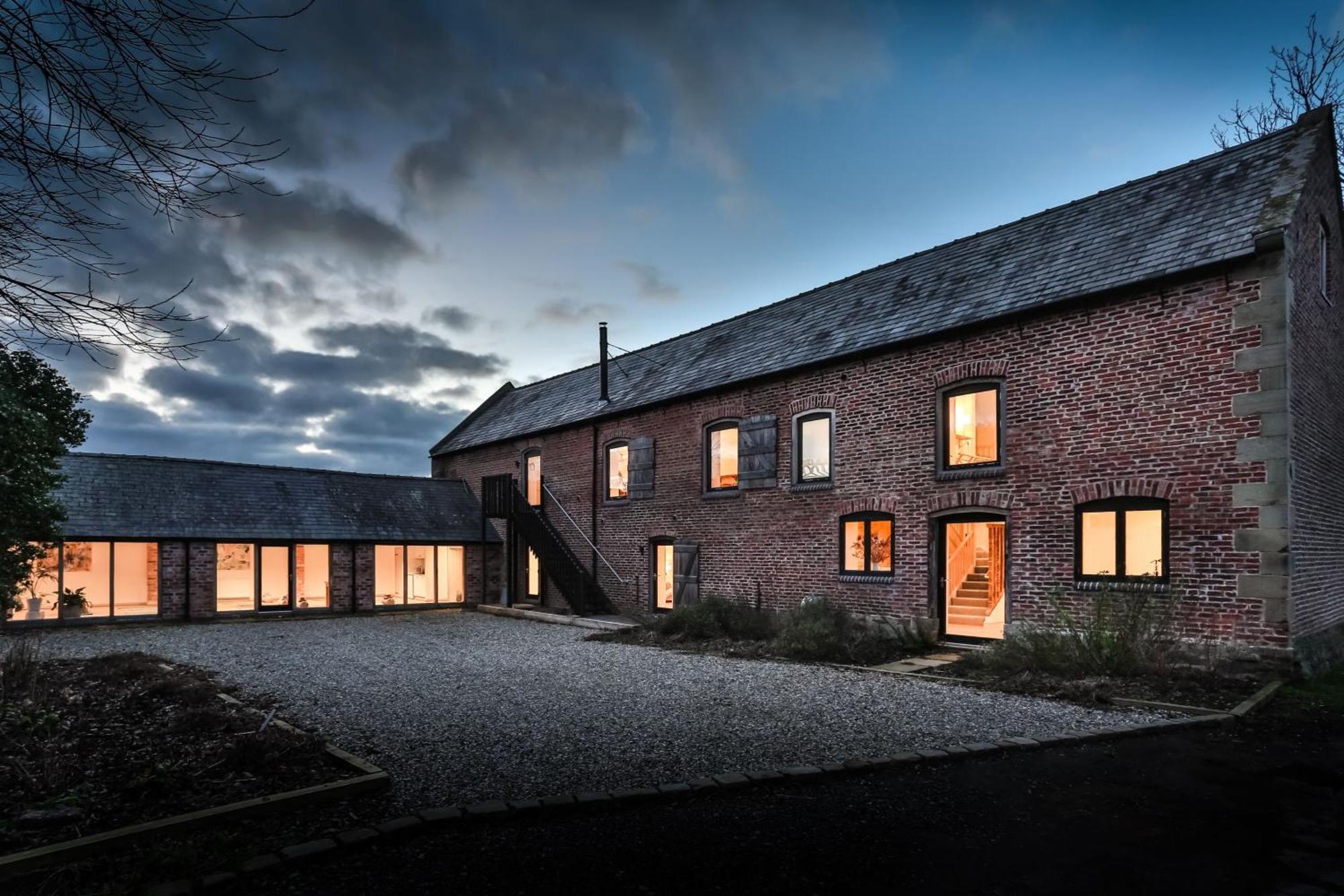 The Barn At Plas Ashpool Sleeps 8 Llandyrnog Luaran gambar