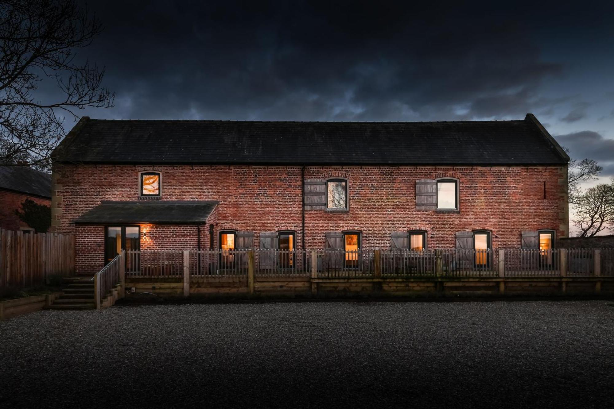 The Barn At Plas Ashpool Sleeps 8 Llandyrnog Luaran gambar