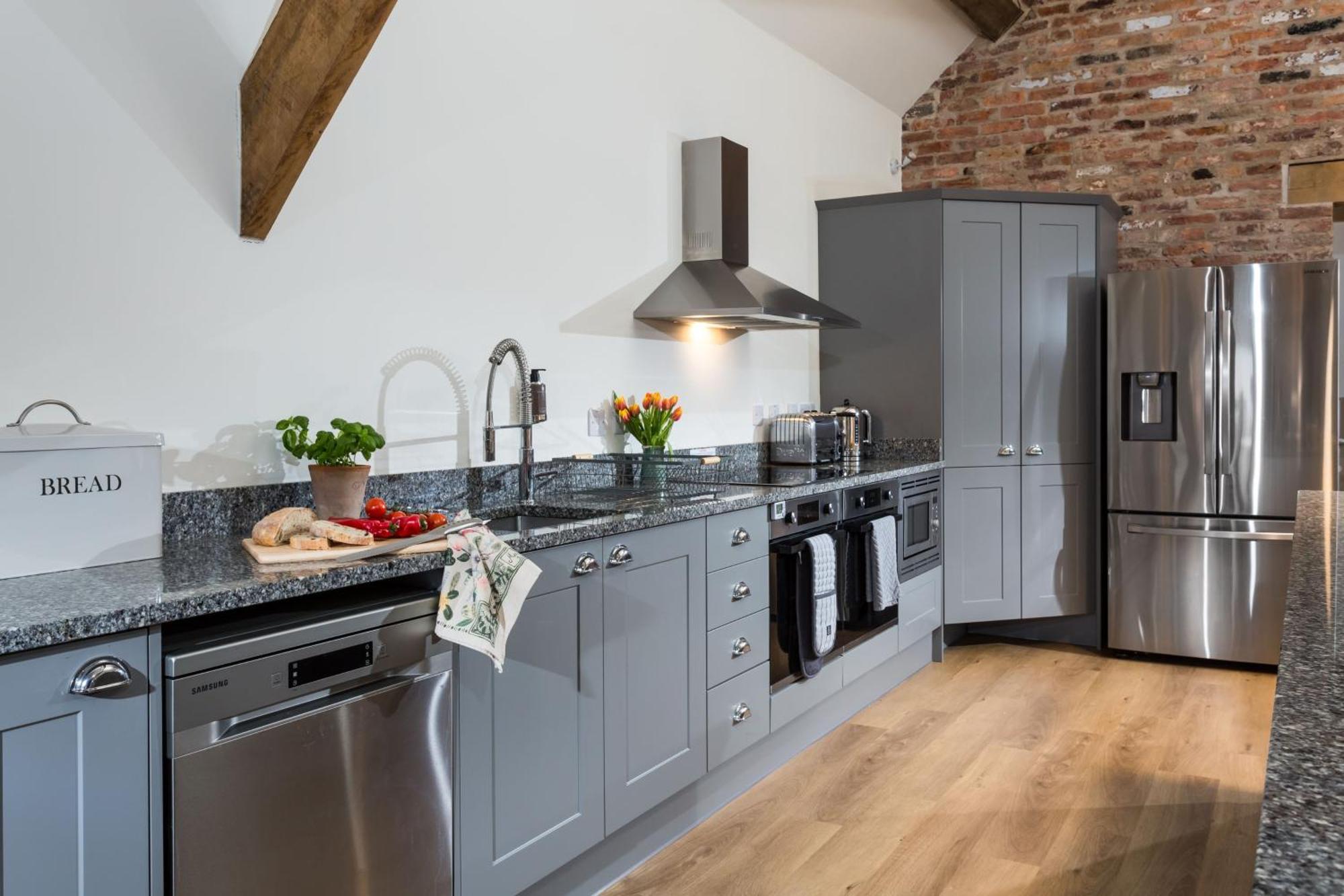 The Barn At Plas Ashpool Sleeps 8 Llandyrnog Luaran gambar