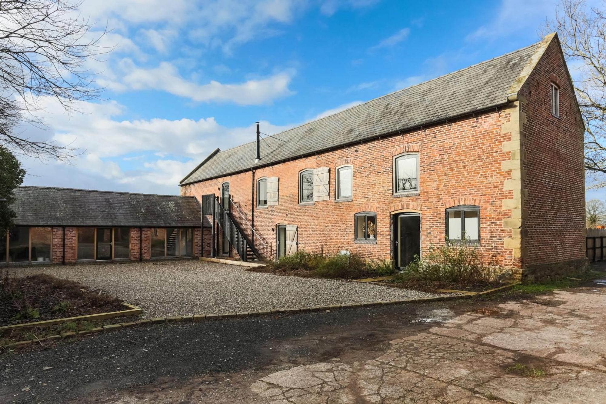The Barn At Plas Ashpool Sleeps 8 Llandyrnog Luaran gambar