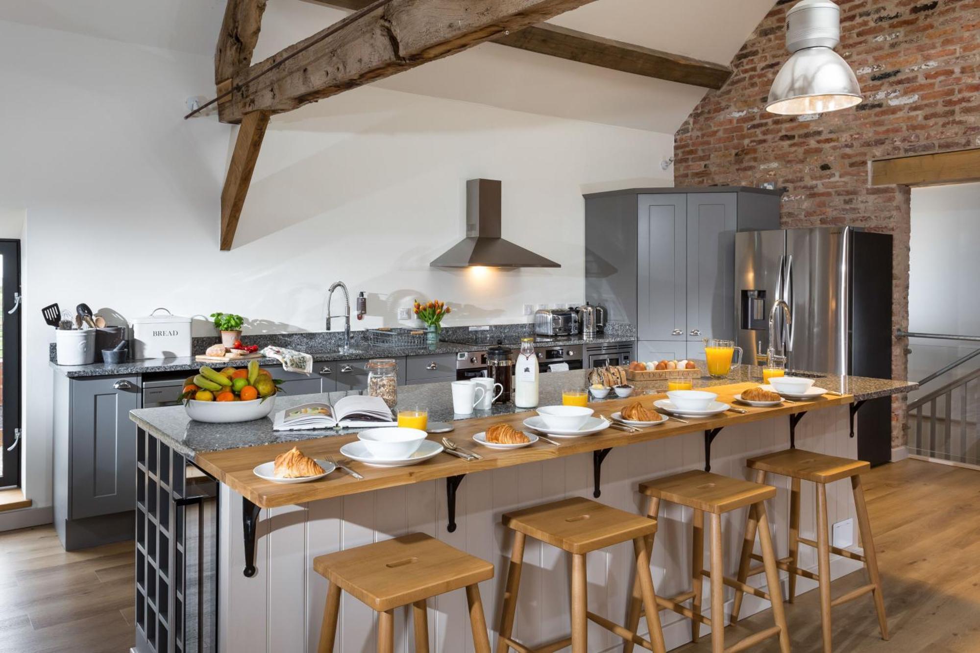 The Barn At Plas Ashpool Sleeps 8 Llandyrnog Luaran gambar